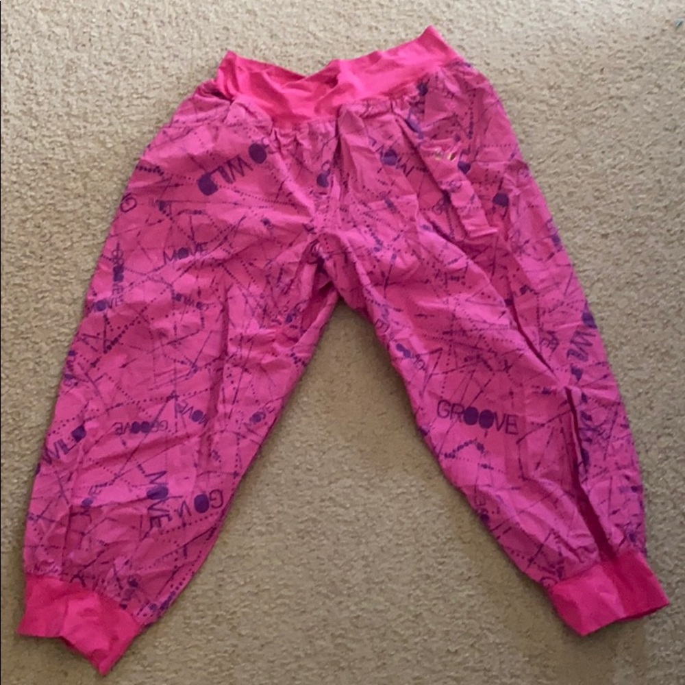 Zumba cargo capris